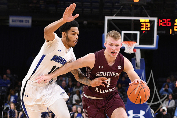 COLLEGE BASKETBALL: DEC 30 Southern Illinois at Indiana State