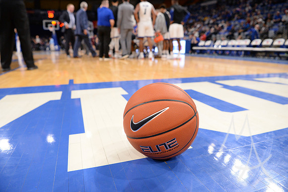 COLLEGE BASKETBALL: DEC 30 Southern Illinois at Indiana State