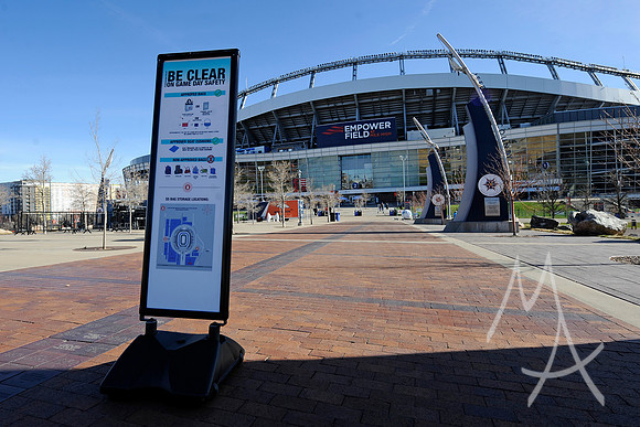 NFL: NOV 28 Chargers at Broncos