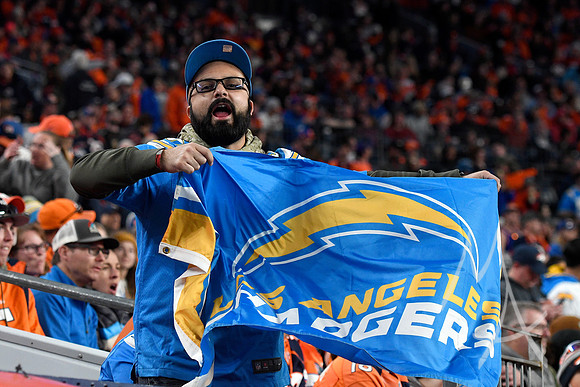 NFL: NOV 28 Chargers at Broncos