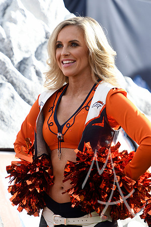 NFL: NOV 28 Chargers at Broncos