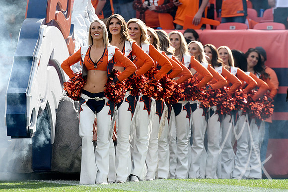 NFL: NOV 28 Chargers at Broncos