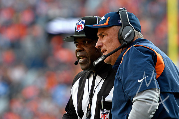 NFL: NOV 28 Chargers at Broncos