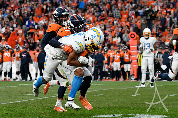 NFL: NOV 28 Chargers at Broncos