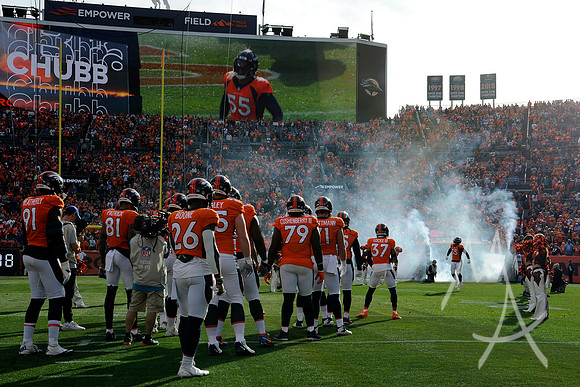 NFL: NOV 28 Chargers at Broncos