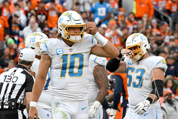 NFL: NOV 28 Chargers at Broncos