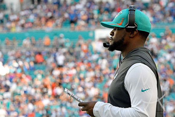 NFL: DEC 05 Giants at Dolphins