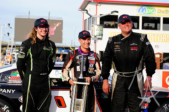 AUTO: JUN 17 NASCAR Camping World Truck Series - Drivin' for Linemen 200