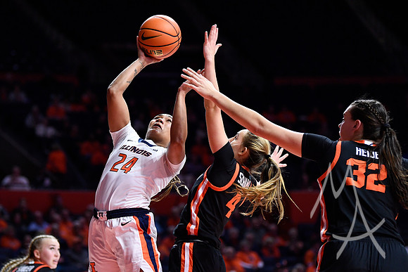 COLLEGE BASKETBALL: NOV 22 Women's - Oregon State at Illinois