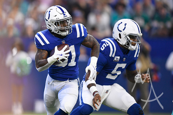 NFL: OCT 20 Dolphins at Colts