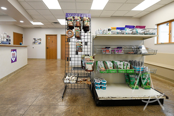 GREENCASTLE, IN - West Central Veterinary Services (Photo by Michael Allio)