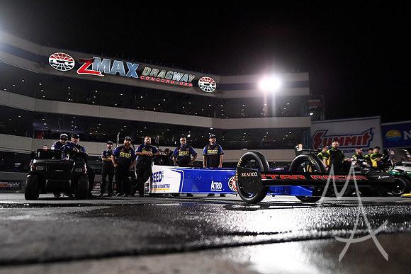AUTO: APR 25 NHRA American Rebel Light 4-Wide Nationals