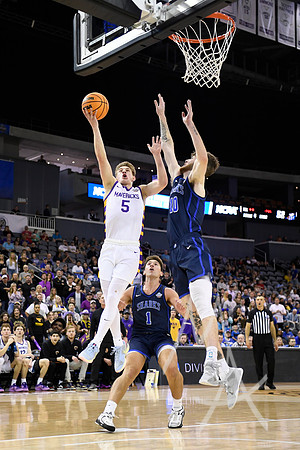 NCAA BASKETBALL: MAR 30 Div II Men's Championship - Minnesota State vs Nova Southeastern