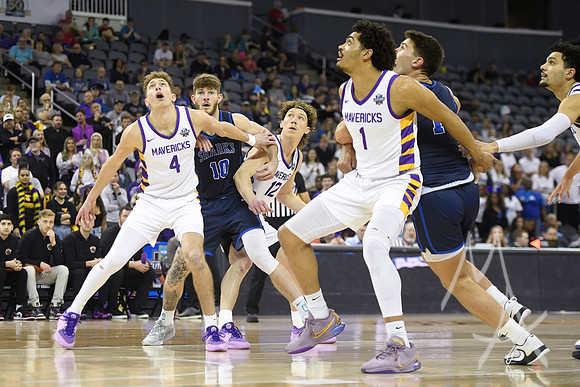 NCAA BASKETBALL: MAR 30 Div II Men's Championship - Minnesota State vs Nova Southeastern