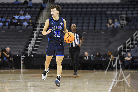 NCAA BASKETBALL: MAR 30 Div II Men's Championship - Minnesota State vs Nova Southeastern