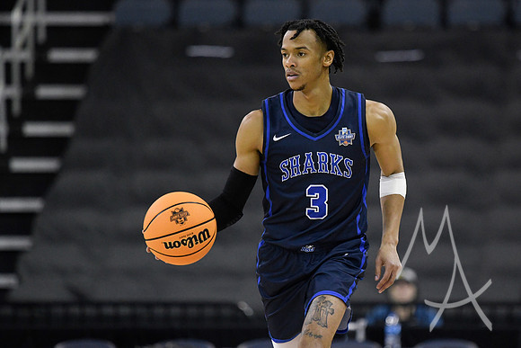 NCAA BASKETBALL: MAR 30 Div II Men's Championship - Minnesota State vs Nova Southeastern