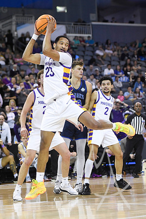 NCAA BASKETBALL: MAR 30 Div II Men's Championship - Minnesota State vs Nova Southeastern