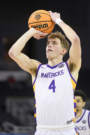NCAA BASKETBALL: MAR 30 Div II Men's Championship - Minnesota State vs Nova Southeastern