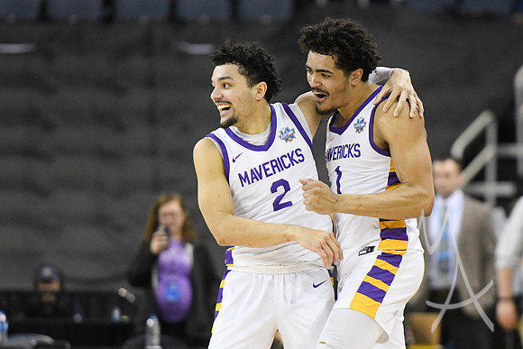 NCAA BASKETBALL: MAR 30 Div II Men's Championship - Minnesota State vs Nova Southeastern