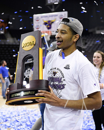 NCAA BASKETBALL: MAR 30 Div II Men's Championship - Minnesota State vs Nova Southeastern
