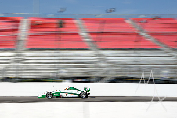 AUTO: AUG 29 Indy Pro 2000 - St. Louis Oval Challenge