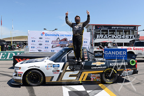 AUTO: AUG 30 NASCAR Gander RV & Outdoors Truck Series - iHeart 200