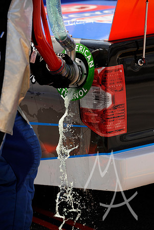 AUTO: AUG 30 NASCAR Gander RV & Outdoors Truck Series - iHeart 200