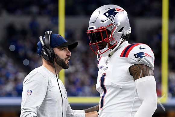 NFL: DEC 18 Patriots at Colts