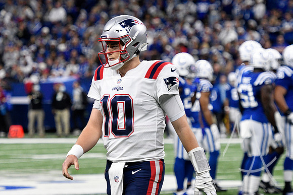 NFL: DEC 18 Patriots at Colts