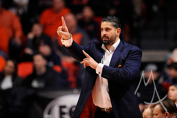 COLLEGE BASKETBALL: JAN 30 Minnesota at Illinois