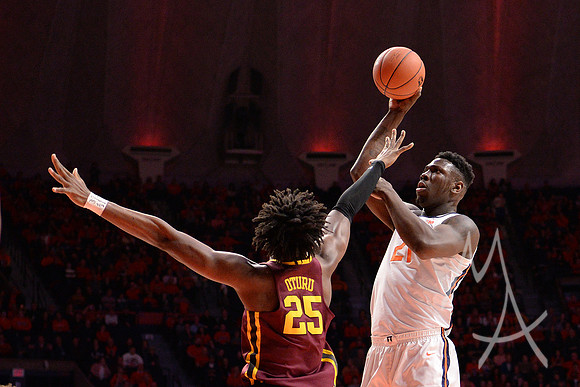 COLLEGE BASKETBALL: JAN 30 Minnesota at Illinois