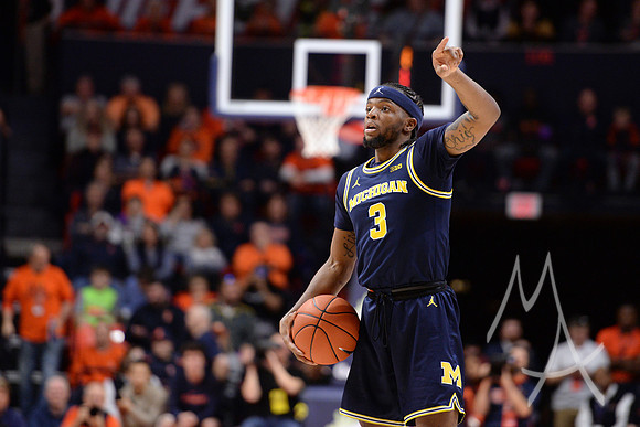 COLLEGE BASKETBALL: DEC 11 Michigan at Illinois