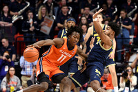 COLLEGE BASKETBALL: DEC 11 Michigan at Illinois