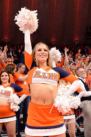 COLLEGE BASKETBALL: DEC 11 Michigan at Illinois