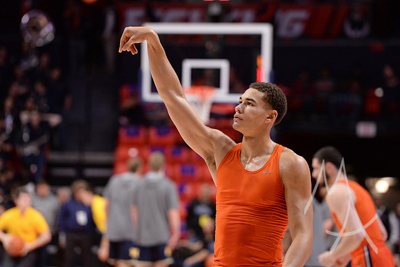 COLLEGE BASKETBALL: DEC 11 Michigan at Illinois