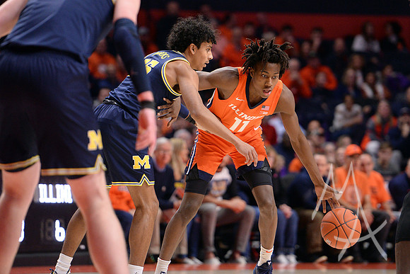 COLLEGE BASKETBALL: DEC 11 Michigan at Illinois