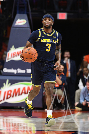 COLLEGE BASKETBALL: DEC 11 Michigan at Illinois