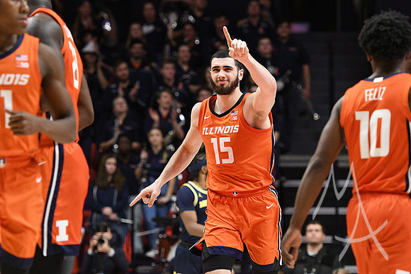 COLLEGE BASKETBALL: DEC 11 Michigan at Illinois
