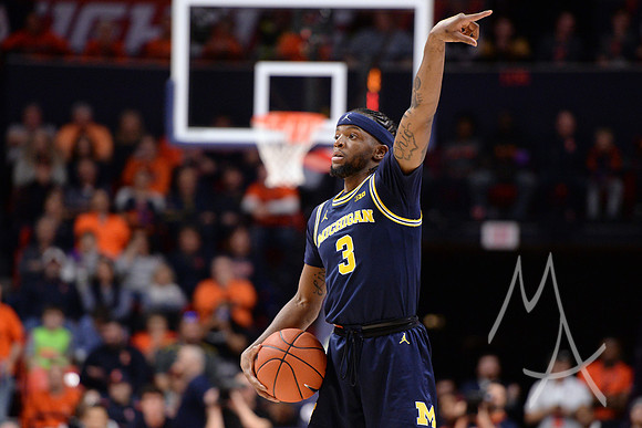 COLLEGE BASKETBALL: DEC 11 Michigan at Illinois