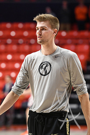 COLLEGE BASKETBALL: JAN 05 Purdue at Illinois
