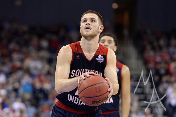 NCAA BASKETBALL: MAR 28 Div II Men's Final Four - Point Loma v Southern Indiana