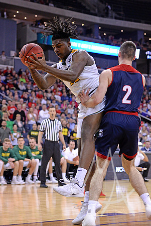 NCAA BASKETBALL: MAR 28 Div II Men's Final Four - Point Loma v Southern Indiana