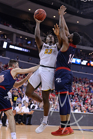 NCAA BASKETBALL: MAR 28 Div II Men's Final Four - Point Loma v Southern Indiana