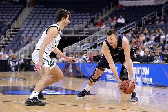 NCAA BASKETBALL: MAR 28 Div II Men's Final Four - Northwest Missouri State v Saint Anselm