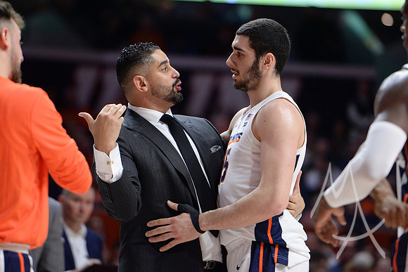 COLLEGE BASKETBALL: JAN 16 Minnesota at Illinois