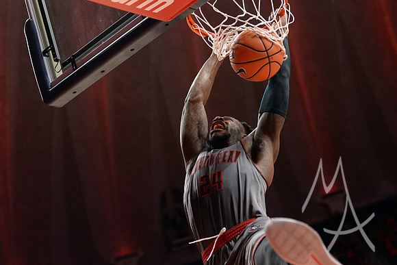 COLLEGE BASKETBALL: DEC 06 Austin Peay at Illinois
