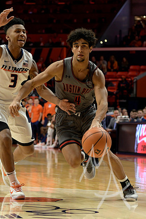 COLLEGE BASKETBALL: DEC 06 Austin Peay at Illinois