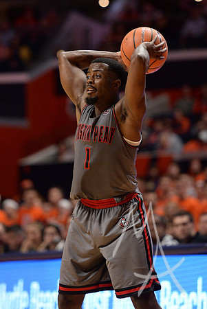 COLLEGE BASKETBALL: DEC 06 Austin Peay at Illinois