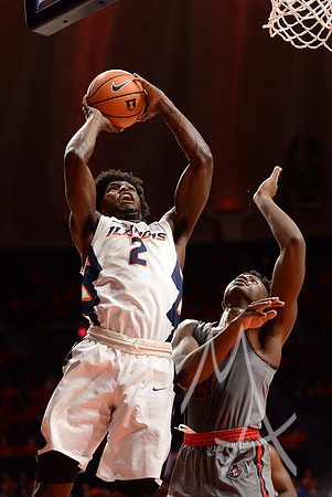 COLLEGE BASKETBALL: DEC 06 Austin Peay at Illinois