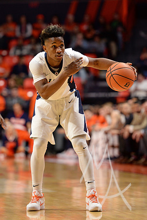 COLLEGE BASKETBALL: DEC 06 Austin Peay at Illinois